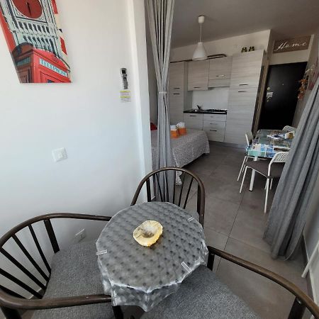 Rosato 2 Sea View Apartment Lignano Sabbiadoro Extérieur photo