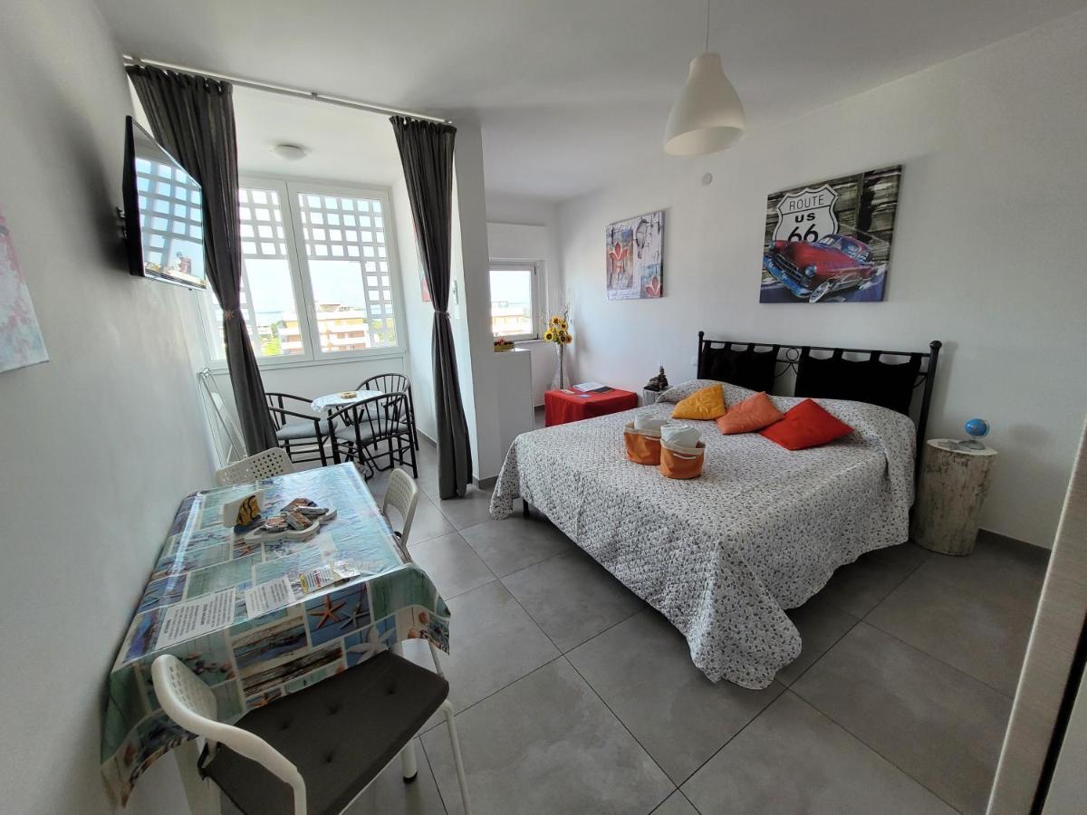 Rosato 2 Sea View Apartment Lignano Sabbiadoro Extérieur photo