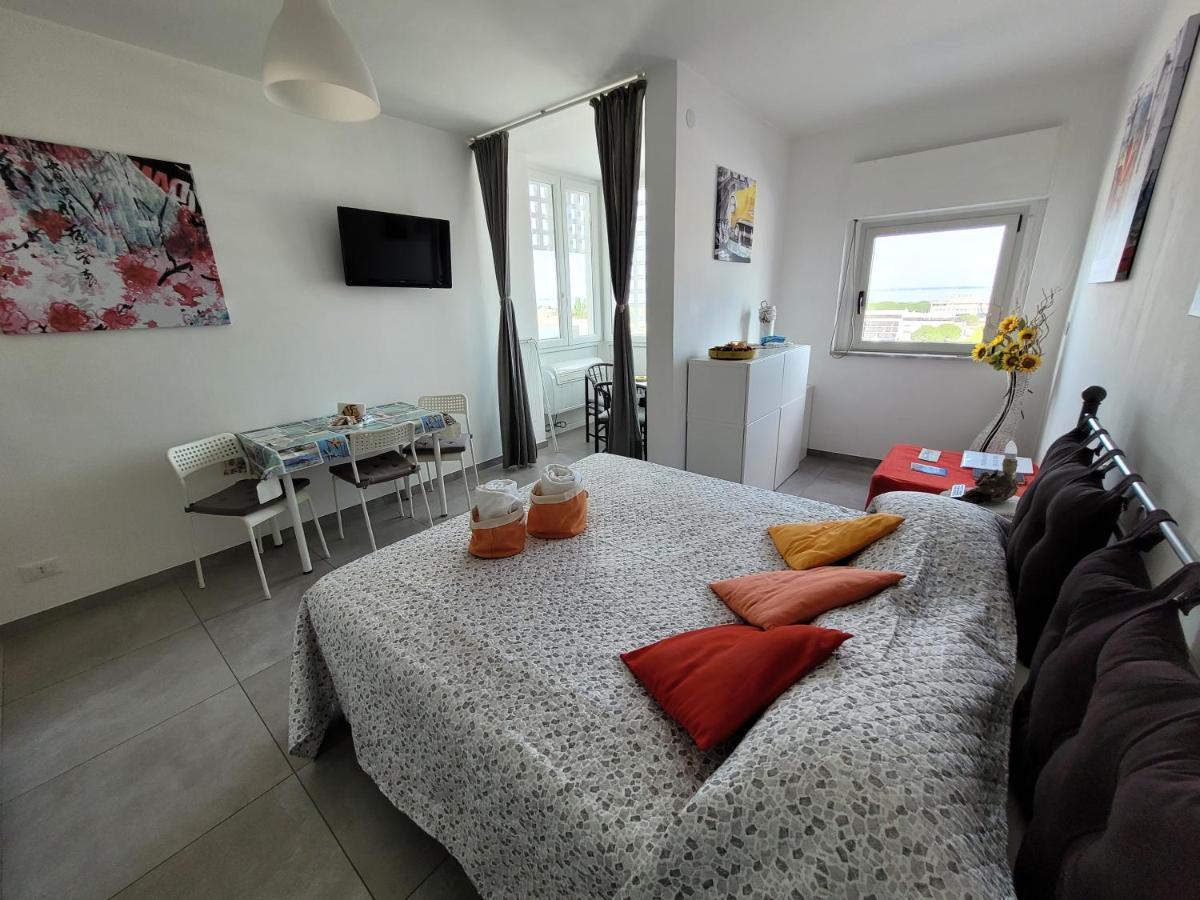 Rosato 2 Sea View Apartment Lignano Sabbiadoro Extérieur photo
