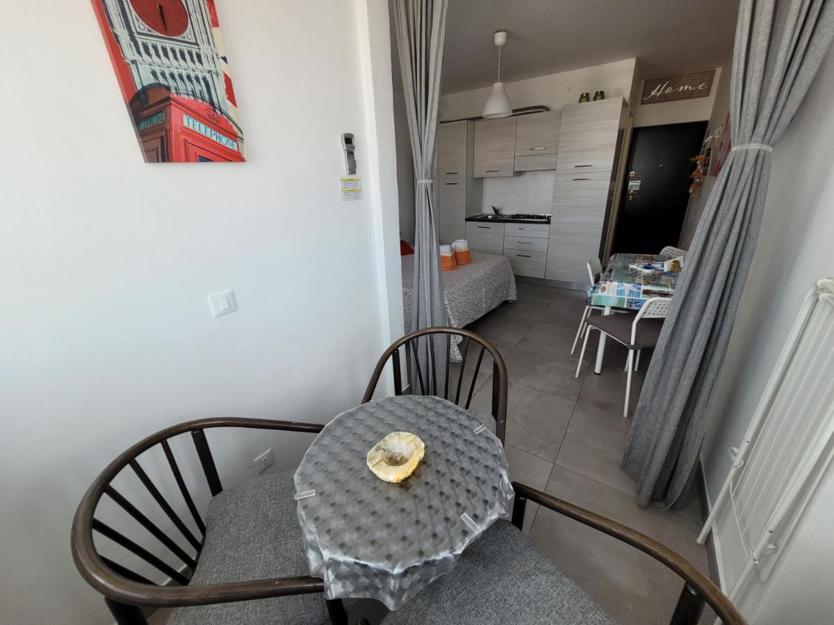 Rosato 2 Sea View Apartment Lignano Sabbiadoro Extérieur photo